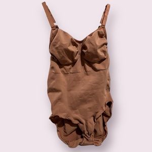 Skims bundle - Seamless Sculpt brief bodysuit & Seamless Sculpt Bralette 2x-3x